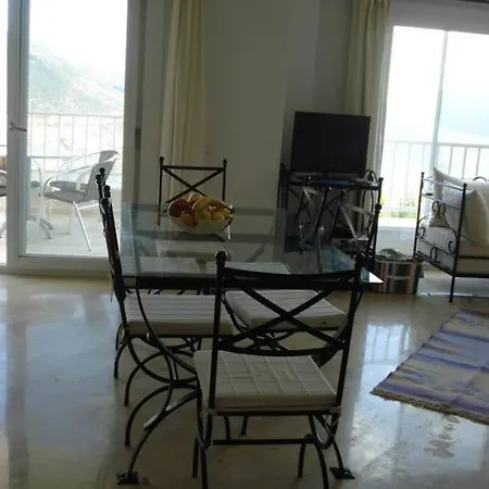 Apartment Apartvilla With An Amazing View Of The Sea